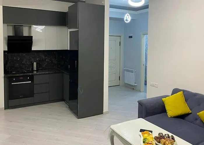 Adam's Place Apartment *